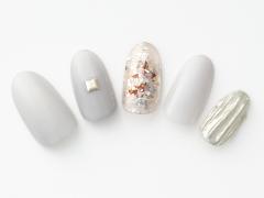 ライトグレー・ブルー・グリーンネイル16選｜洗練されたライトトーンネイルまとめ |