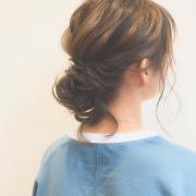 朝寝坊OK！残り時間で選ぶ「ピンなし＆巻きなし簡単ヘアアレンジ」 - LOCARI（ロカリ）