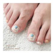 一目置かれたい♡大人女子のセンスを格上げできるフットネイル８選 - LOCARI（ロカリ）