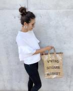 オシャレ度3割UP！Tシャツと合わせたい「夏ヘアアレンジ」7選 - LOCARI（ロカリ）