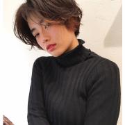 ショートさん必見！ハイライトで立体感を演出♡のヘアスタイル♪