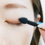 ずっときれいな目元をキープ♡崩れにくいアイシャドウの塗り方テクニック