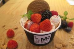 2時間行列のアイスクリームの祭典「あいぱく」ミントやポップコーンの限定アイスに注目