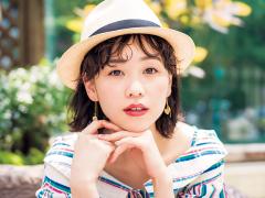 不器用さんでもできる簡単前髪アレンジ｜スローハットからのぞく、くるくる前髪がキュー