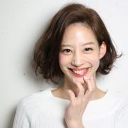 面長カバー！ サイドボリュームで叶えるイイ女系“トライアングルボブ” |
