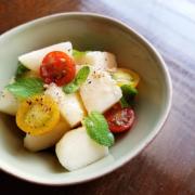 夏冷えには桃！【桃とトマトのジンジャーサラダ】Today’s SALAD #47 |