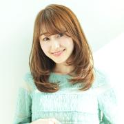 透け感レイヤーが今夏らしい、美人見えするワンカールセミロング | マキアオンライン（M