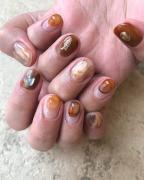 ブラウンカラーが可愛い♡初夏におすすめのカジュアルネイル - LOCARI（ロカリ）