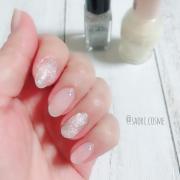 まるで手描きのようなクオリティ！ネイルシールを使ったデザイン7選 - LOCARI（ロカリ）