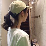 夏レジャーにおすすめ♡　脱いでも可愛い“キャップ”アレンジ -