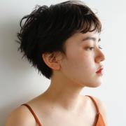 くせ毛感が魅力のベリーショート♡30代&amp;40代にもおすすめスタイル！