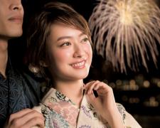 シュウ ウエムラのクッションファンデを2色使い！プロ直伝“夏映え”最旬ツヤ肌 |