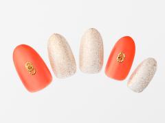 【365日ネイル】サマーネイルの集大成！鮮やかで色っぽいオレンジ×ブロンズラメネイル |