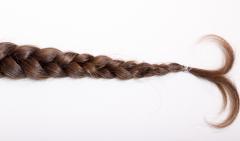 編み込みアレンジで大人かわいい髪型に挑戦！