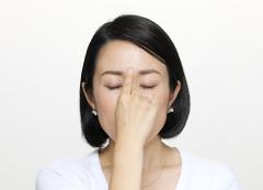 顔の若返り筋トレでシワもたるみも撃退！インストラクターおすすめ“フェイスエクササイ