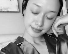 ママ“ビューティモデル”の美肌の秘訣は…7時間睡眠＆シルクのパジャマ |