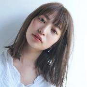 どうせヨレる夏だから。ほぼストレートなニュアンスヘアがかわいい♡