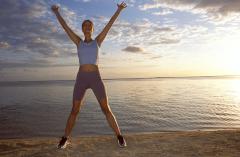 脂肪が驚くほど落ちる♡1日1分「ジャンピング・ジャッグ」で美BODYづくり -