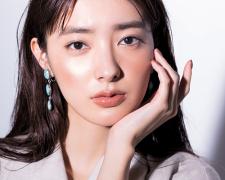 ランコムのブラウンパールチークで女度アップの艶っぽメイク完成！ |