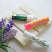 使わないからと捨てないで！実はたくさんあるリップクリームの活用法
