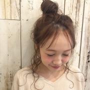 アレンジの鉄板！お団子ヘアは今ドキ風で差をつけて♡