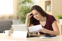 毎月の支払総額は1万円以下にすべき！「通信費」を減らして節約する方法 -