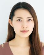 ヴィセ アヴァン012の“くすみモーヴリップ”で、美的読者が今っぽい色気顔！ |