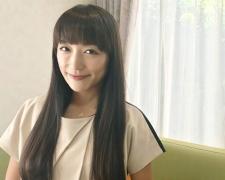 ロングヘアの簡単まとめ髪は「髪の質感調整」と「ヘアアクセ選び」次第で断然垢抜ける！