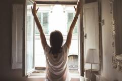 実はいいことづくめ！？朝活女子が急増中な理由＆おすすめの過ごし方 -