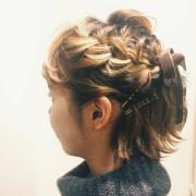 三つ編みヘアアレンジで凝ってみえる！褒められヘアを目指して♡
