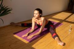 X脚になってしまう要因と、その改善方法