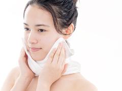 あれ？ 首だけ焼けてない？ 夏の終わりの日焼けレスキュー術 |