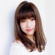 重めバング×柔らかカールのセミウェットミディで今すぐ美人顔に！ | マキアオンライン（