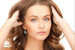 顔のたるみや髪トラブルは「頭」のコリが原因だった!? - ビューティーガール