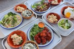 なにを食べてもおいしい「パイオニアサルーン」がカカアコに新店舗をオープン