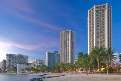 プールサイドのカジュアルなラウンジ「スイム」に新メニューが登場！