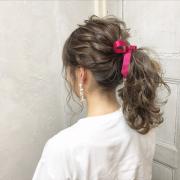 ポニーテールをもっとおしゃれに♡簡単アレンジに挑戦 - ビューティーガール