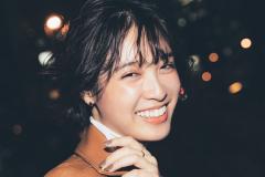 キラリと光るメイクで彼を虜に…夜デートは目元＆肌にゴールドを仕込むのが正解！ |