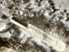 上品でクラシカルな印象を纏う。秋気分を上げる香りコスメ5選 - ビューティーガール