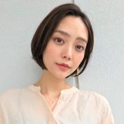 人気のボブ【27選】｜大人のショートボブで丸顔から小顔に！長めミディアムボブ・前下がり