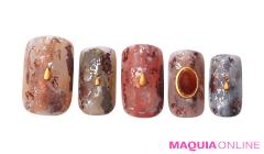 くすみカラーのニュアンスアートは、「マット」ネイルでもっとおしゃれに！ | マキアオン