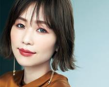 「SUQQU」の赤みシャドウでインスタ映え！週末のパーティに女っぽモードな華やかアイ |