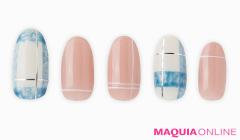 爽やかデニムと繊細ライン、絶妙な甘辛バランスを楽しむ「チェック」ネイル | マキアオン