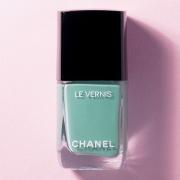 人気ブランドのマニキュア｜ブランド別の人気色、おすすめのプチプラ、プレゼントに最適