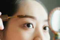 小顔のカギは眉にあり。印象を変える眉メイク - ビューティーガール