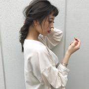 ゴム一本で時短！手抜きに見えない簡単ヘアアレンジ -