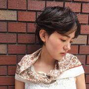 大人女子に似合うセンター分けヘアで色っぽさ放出して♡ - ビューティーガール