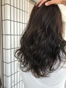 冬本番！寒い時期だからこそ映える「暗めカラー」を厳選しました♡ - ビューティーガール