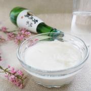 手作り日本酒化粧水＆酒粕パックで白肌美人に♡効果＆作り方レシピ - ビューティーガール