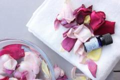 ヘアケアには欠かせないアウトバストリートメント！効果的な使い方とは？ - ビューティー